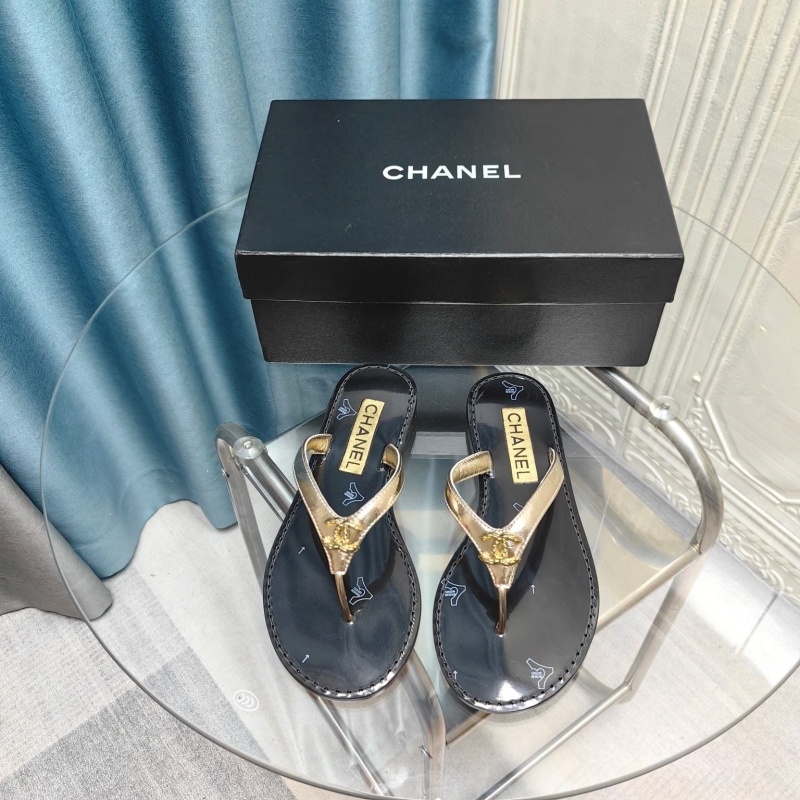 Ch*el slippers